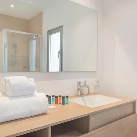Bentor 3-1 Penthouse Jacuzzi Pool View 3b Holiday home